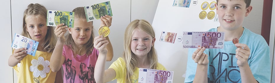 Ensemble Monnaie Euro factice - 130 billets et 160 pièces - En coffret de  rangement - Matériel de mathématiques pédagogique